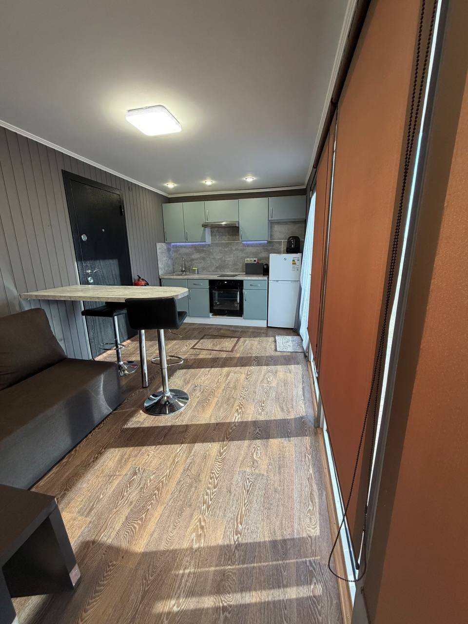 Кухня-гостиная — общий вид